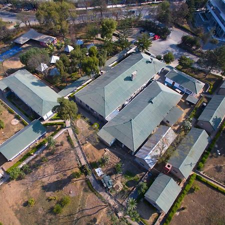 Mbeya Hotel Экстерьер фото
