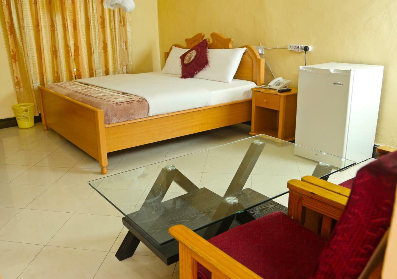 Mbeya Hotel Экстерьер фото